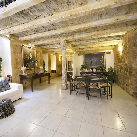Le Stanze Dello Scirocco Sicily Luxury Bed & Breakfast 3*
